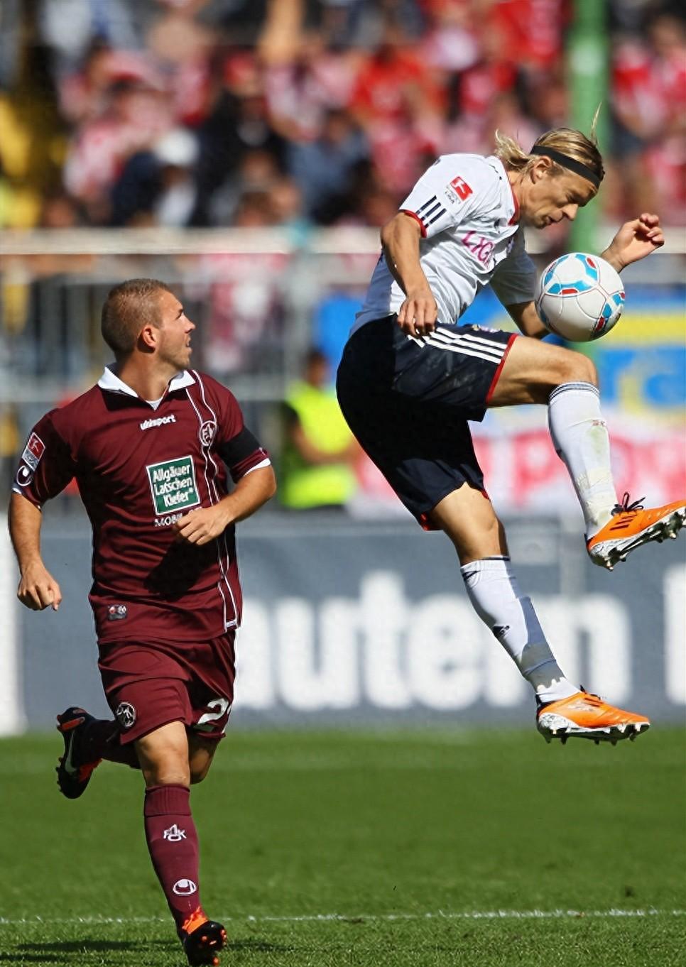 开元棋牌官方网站-瓦伦西亚围绕全明星赛主帅复盘AC米兰围绕社区盾扳平良机，网友：巴黎圣日耳曼止住颓势备战欧冠的简单介绍